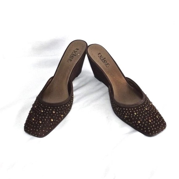 Richard Tyler Conga Brown Suede Slip-On Wedges, Size 8.5 NWOB - Picture 2 of 9